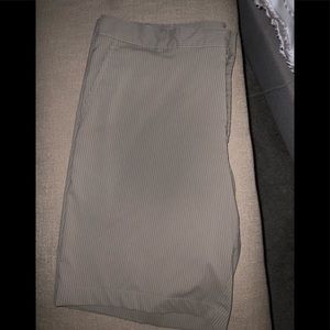 Nike Tan with cream pinstripe Dri-Fit Golf Short ( never worn )